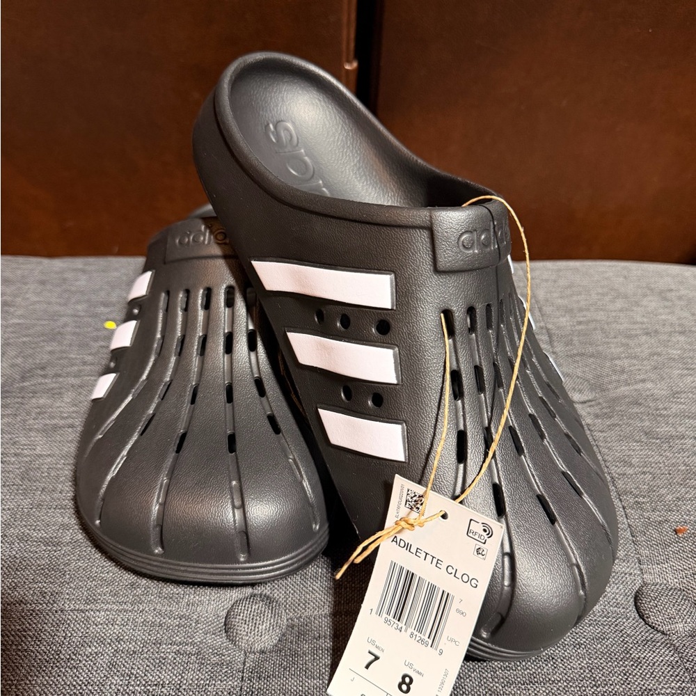 Brand new🔥 Adidas Adilette Clog - Picture 3 of 13